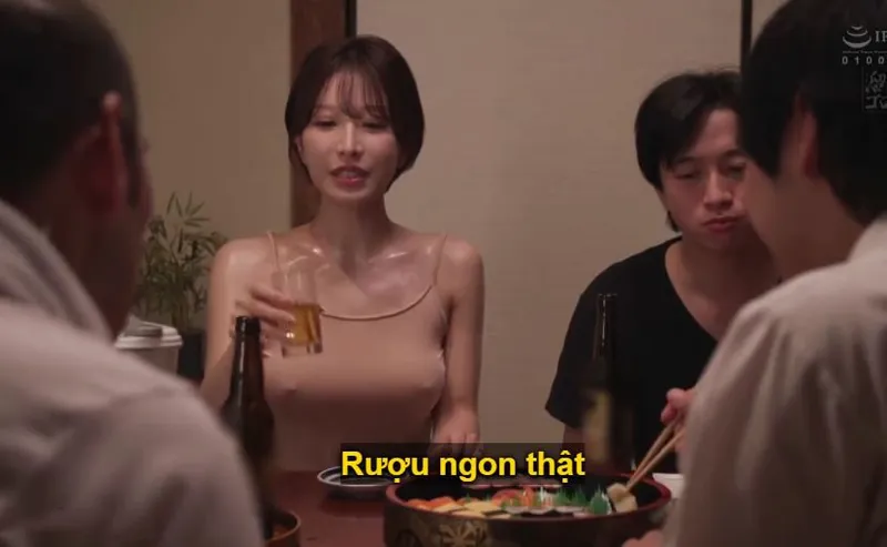 Người vợ gạ chịch cả gia đình ông xã vì ông chồng dẫn về quê rồi bỏ bê nứng lồn sml